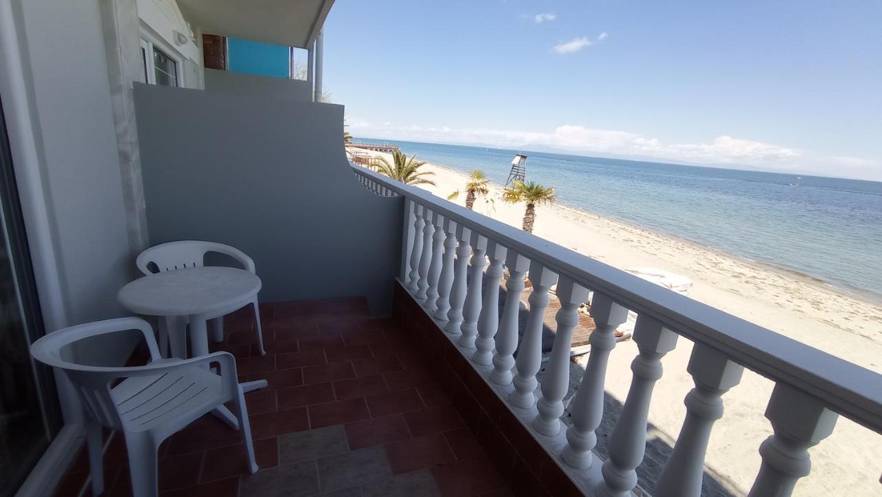 Themis Beach Paralía エクステリア 写真