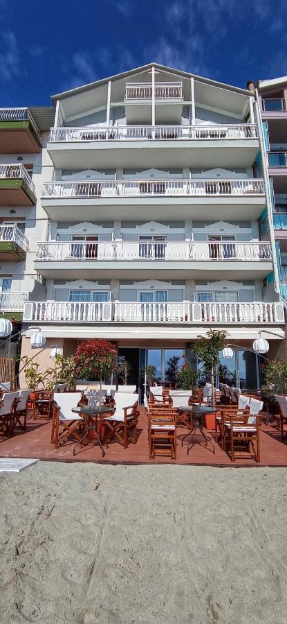 Themis Beach Paralía エクステリア 写真