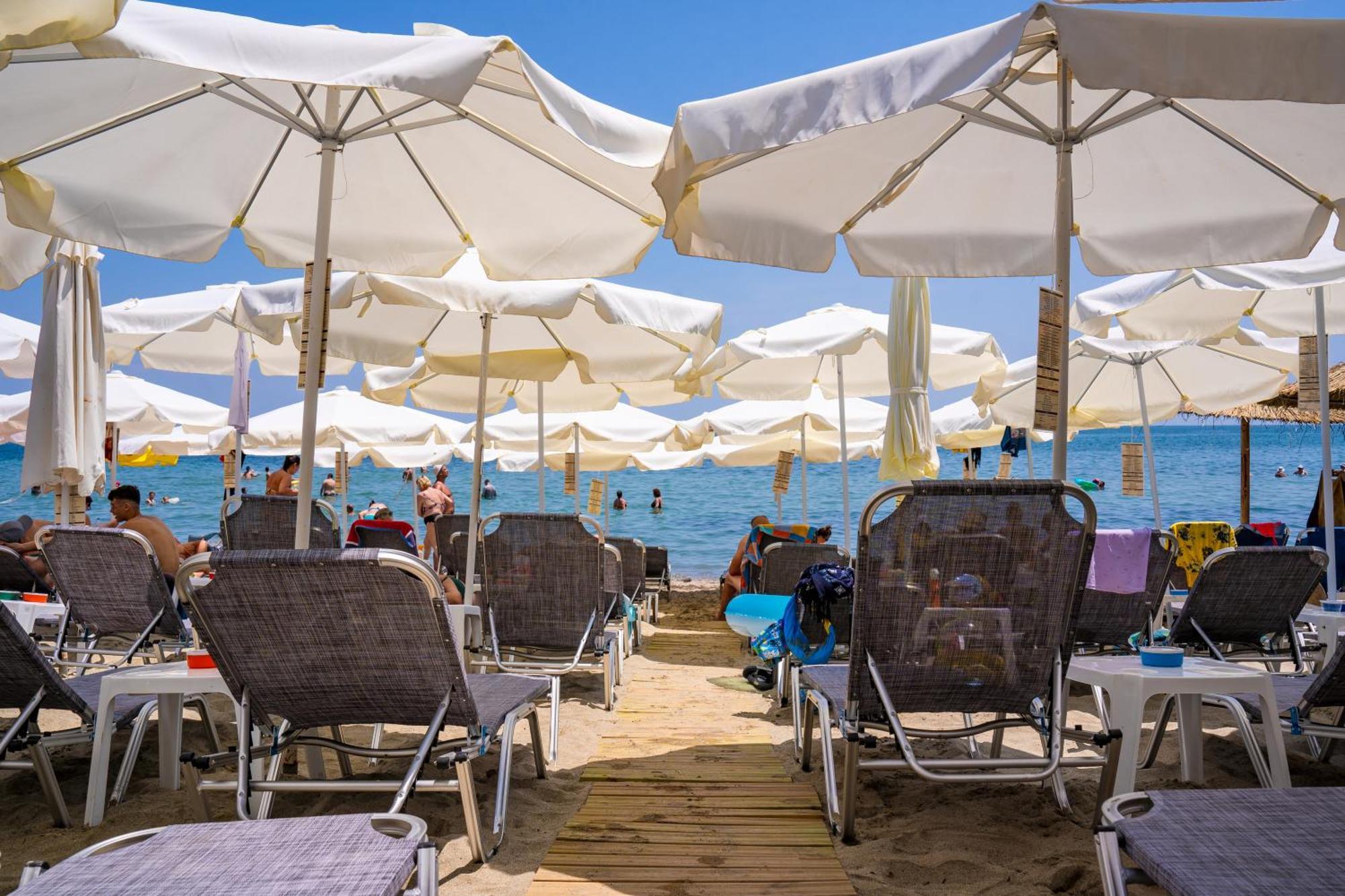 Themis Beach Paralía エクステリア 写真